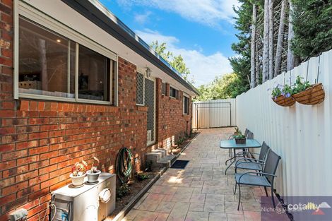 Property photo of 2/19 Temby Close Endeavour Hills VIC 3802