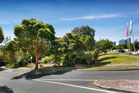 Property photo of 23 Hanke Road Doncaster VIC 3108