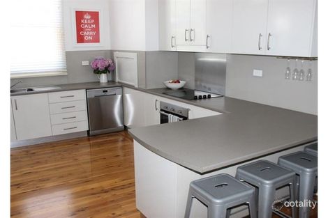 Property photo of 4 Charlotte Street Dubbo NSW 2830