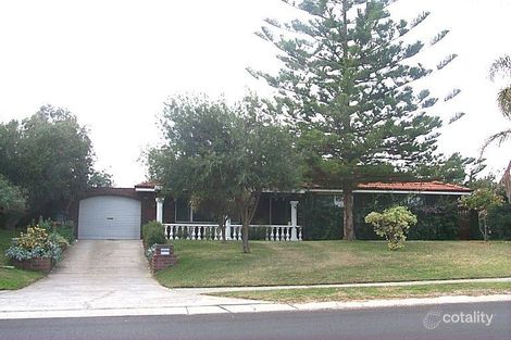 32 Blackmore Ave, Girrawheen, WA 6064