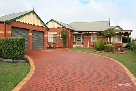 27 Blair Dr, Kyneton, VIC 3444