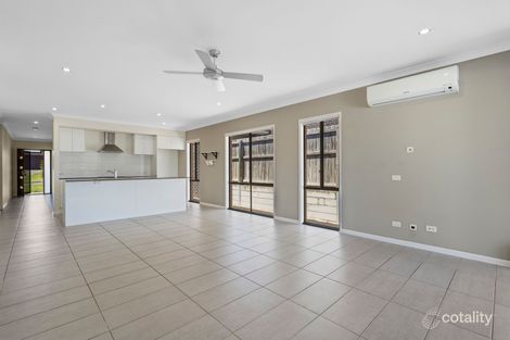 Property photo of 27 Adelaide Crescent Ormeau Hills QLD 4208