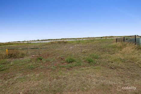 23 Reserve Rd, Cranley, QLD 4350