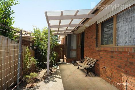Property photo of 3/13 Endeavour Crescent Endeavour Hills VIC 3802