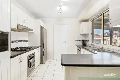 Property photo of 19 Oliver Place Berkeley NSW 2506