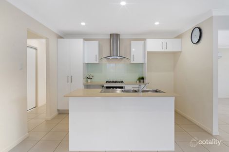 Property photo of 10 Starling Street Deebing Heights QLD 4306