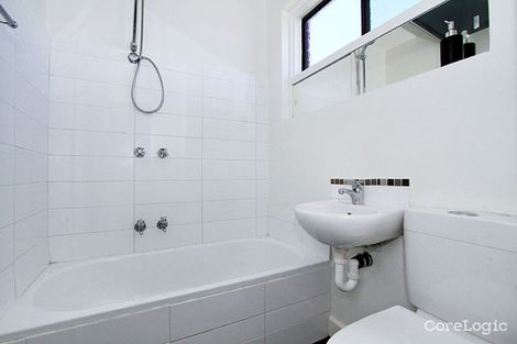Property photo of 2/74 King William Street Reservoir VIC 3073