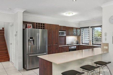 Property photo of 2/11 Tahiti Avenue Palm Beach QLD 4221