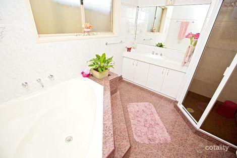 Property photo of 14 Pigeon Close Hinchinbrook NSW 2168