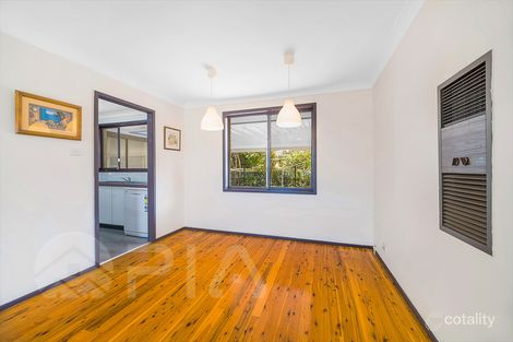 Property photo of 11 Wilkie Crescent Doonside NSW 2767
