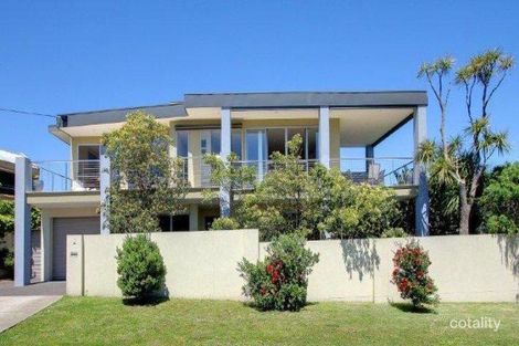 2 Northcote Tce, Mornington, VIC 3931