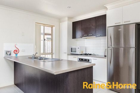 Property photo of 82 Silverwattle Drive Lyndhurst VIC 3975