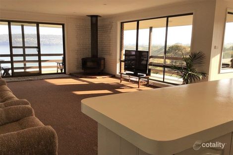 Property photo of 9 Grevillea Street Primrose Sands TAS 7173