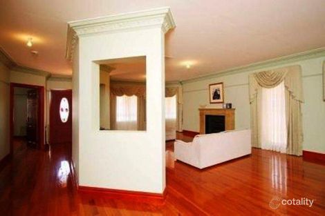 Property photo of 12 Imperial Court Hillside VIC 3037