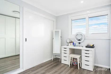 Property photo of 13 Driftway Street Austral NSW 2179