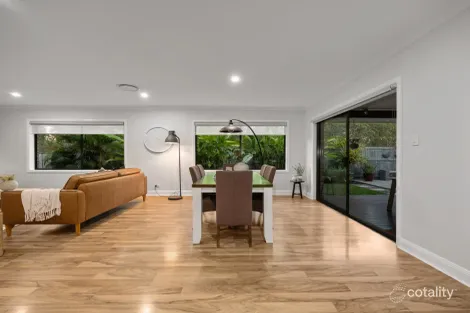 Property photo of 2 Kenneth Drive Augustine Heights QLD 4300