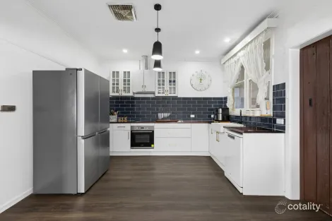 Property photo of 142 High Street Wedderburn VIC 3518