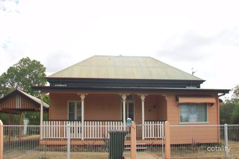 105 Charles St, Roma, QLD 4455