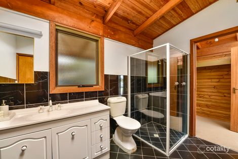 Property photo of 2 Derwent Court Mount Gambier SA 5290