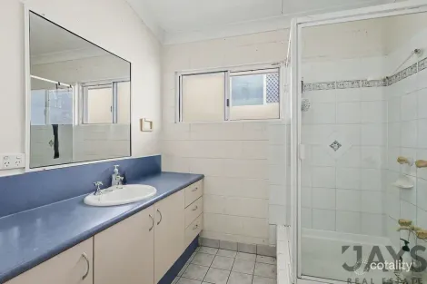 Property photo of 30/82 Abel Smith Parade Sunset QLD 4825