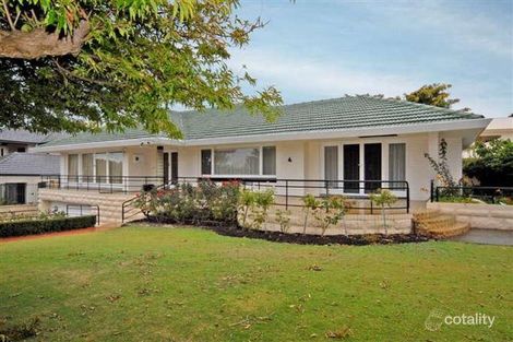 Property photo of 4 Glengariff Drive Floreat WA 6014
