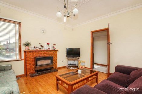 Property photo of 31 Dunkeld Avenue Sunshine North VIC 3020