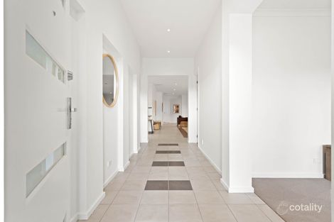 Property photo of 25 Venezia Way Skye VIC 3977