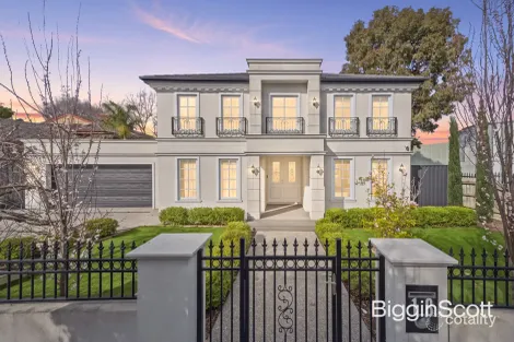 18 Josephine Ave, Mount Waverley, VIC 3149