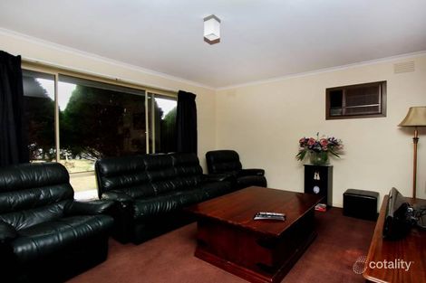 Property photo of 10 Poinciana Court Werribee VIC 3030