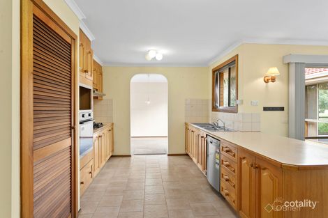 Property photo of 11 Hinrichsen Drive Hallam VIC 3803