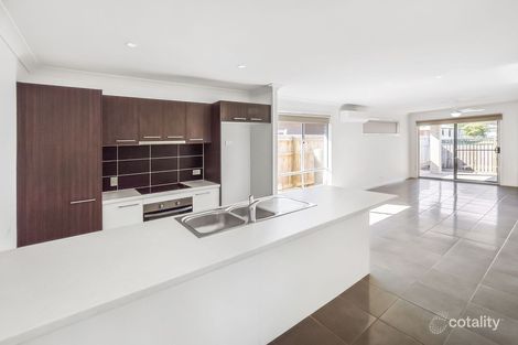 Property photo of 88 Napier Circuit Silkstone QLD 4304