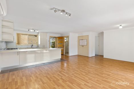 Property photo of 4/23-24 Alex Close Ourimbah NSW 2258