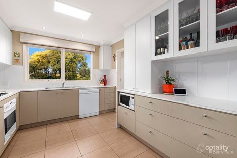 Property photo of 38 Tarcoola Drive Yallambie VIC 3085