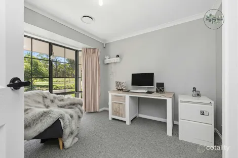 Property photo of 9 Morris Place Strathfieldsaye VIC 3551