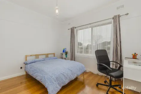 Property photo of 35 Craddock Street North Geelong VIC 3215