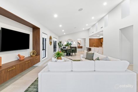 4 Kosciuszko St, Upper Kedron, QLD 4055