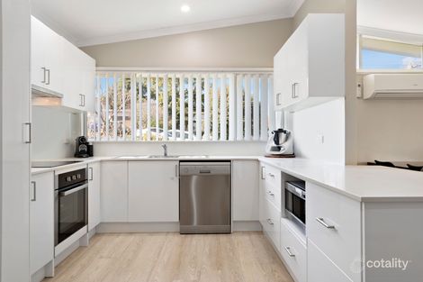 Property photo of 42 Valley View Crescent Glendale NSW 2285