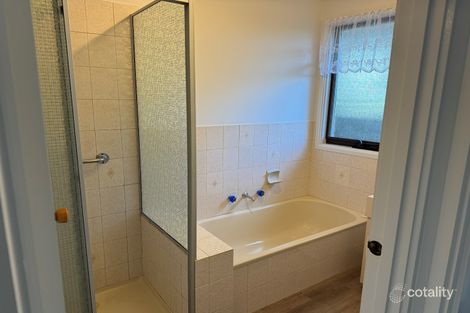 Property photo of 27/7-9 Denise Court Narre Warren VIC 3805