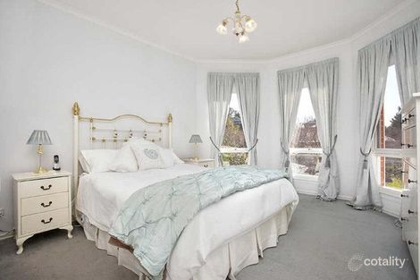 Property photo of 31 Kenman Close Templestowe VIC 3106