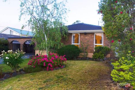 30 Roseland Gr, Doncaster, VIC 3108