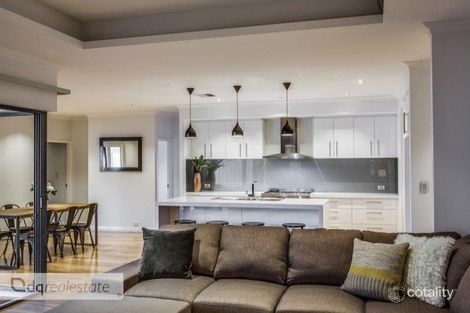 Property photo of 10 Westbury Lane Madeley WA 6065