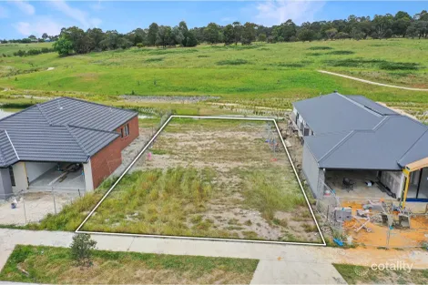 Property photo of 23 Eucalyptus Way Lucknow VIC 3875