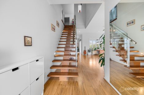 Property photo of 14 Devonport Court Taylors Hill VIC 3037