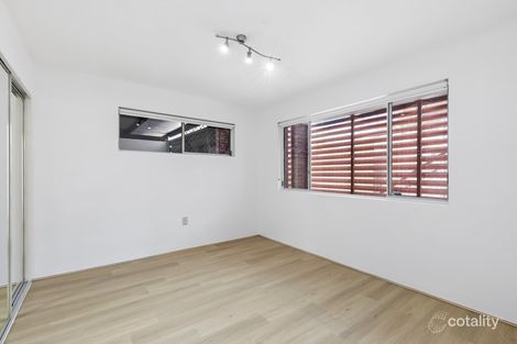 Property photo of 1/59 Bayview Street Runaway Bay QLD 4216