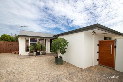 9 Onedin Ct, Wandina, WA 6530