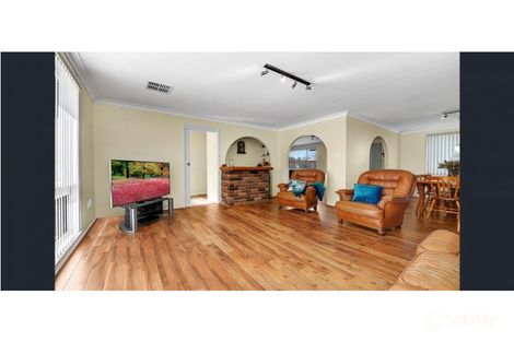 Property photo of 3 Chateau Crescent St Clair NSW 2759