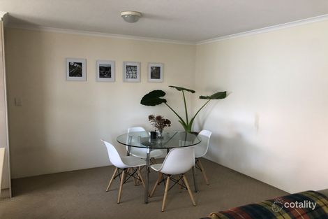 Property photo of 2/28 Rossiter Parade Hamilton QLD 4007