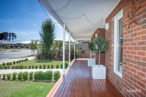 Property photo of 31 Mulgutherie Way Gisborne VIC 3437