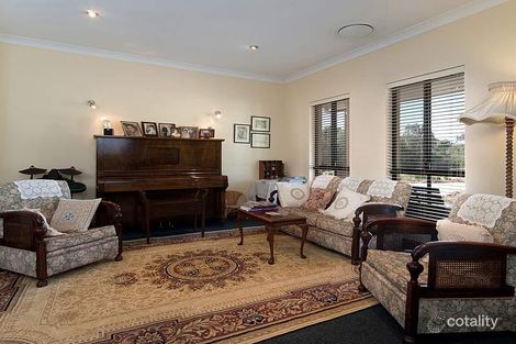 Property photo of 2 Yaktanga Way Mount Barker SA 5251
