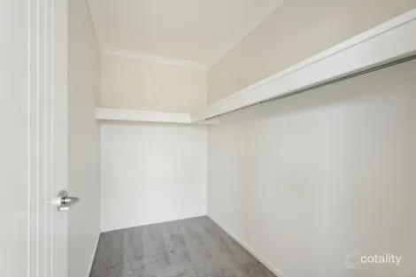 Property photo of 21 South Spring Way Nikenbah QLD 4655